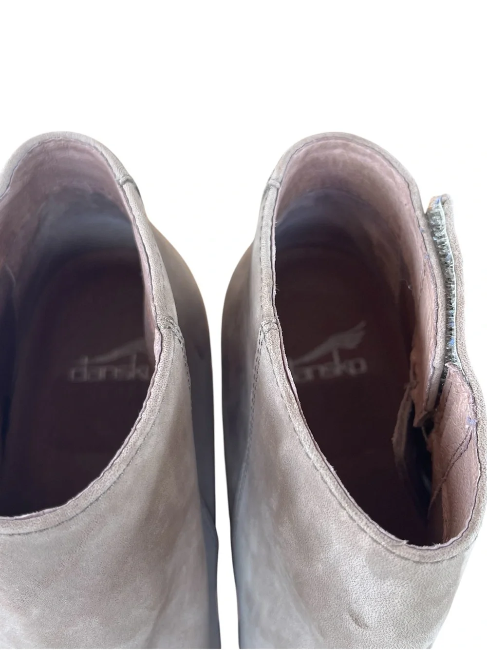 Dansko Leanna Bootie Wedge Taupe Burnished Nubuck Leather Size 37 (6.5-7)